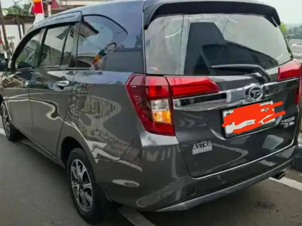 Sigra 1.2 R 2020 Matic Sigra R Deluxe 2020 AT