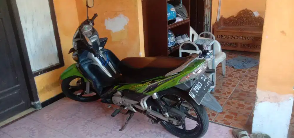 Di jual sepeda motor bekas Yamaha Jupiter z tahun 2010 mati pajak 3