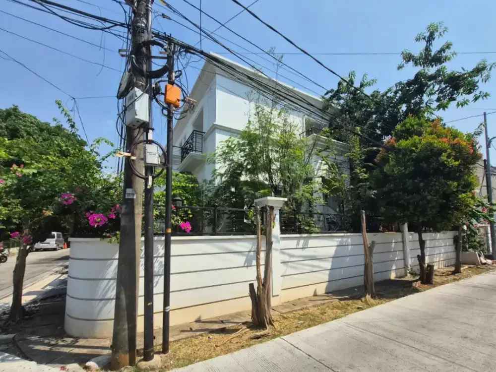 Rumah Kelapa Gading Hoek, Furnished bagus dkt Mall, murah