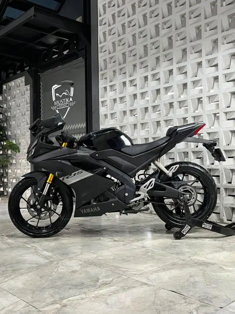 YAMAHA R15 V4 2022 NIK 2021 - Chintia Mustika