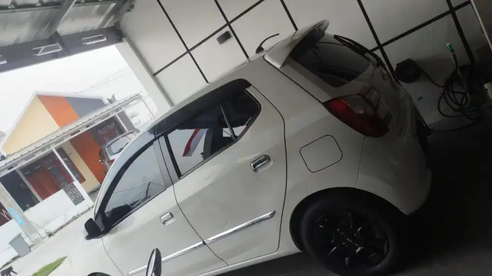 Jual Ayla Mulus
