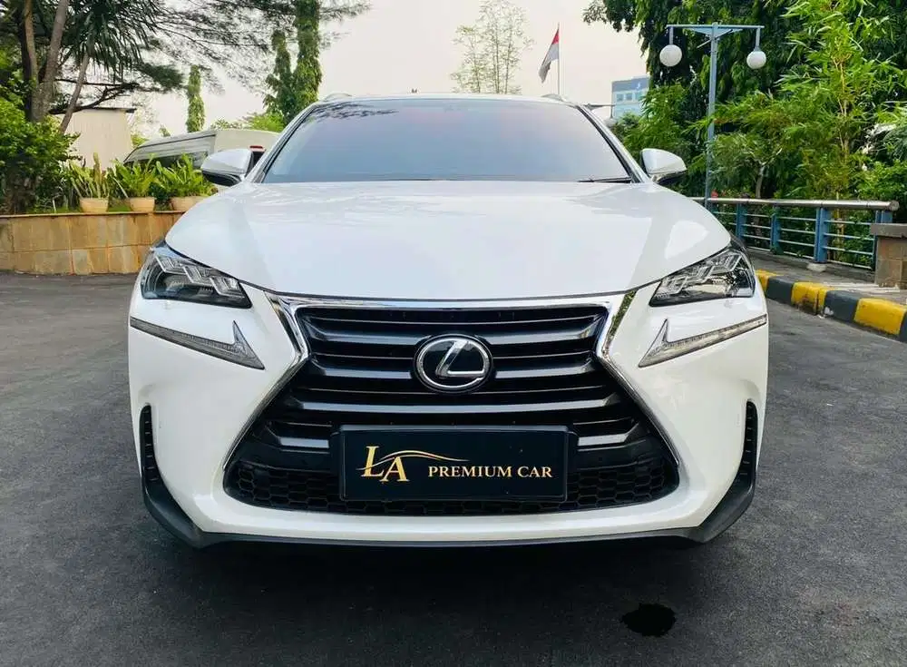 LEXUS NX 200 t nik 2015 F-SPORT TDP