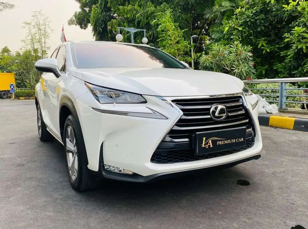 LEXUS NX 200 t nik 2015 F-SPORT TERMURAH