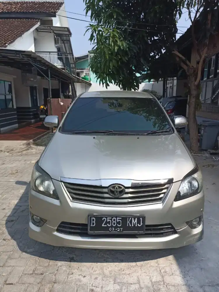 Innova G Diesel Matic/AT