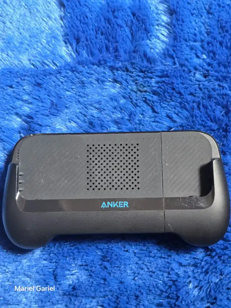 Anker PowerCore Play 6K Powerbank + Cooling Fan Gamepad iOS Android