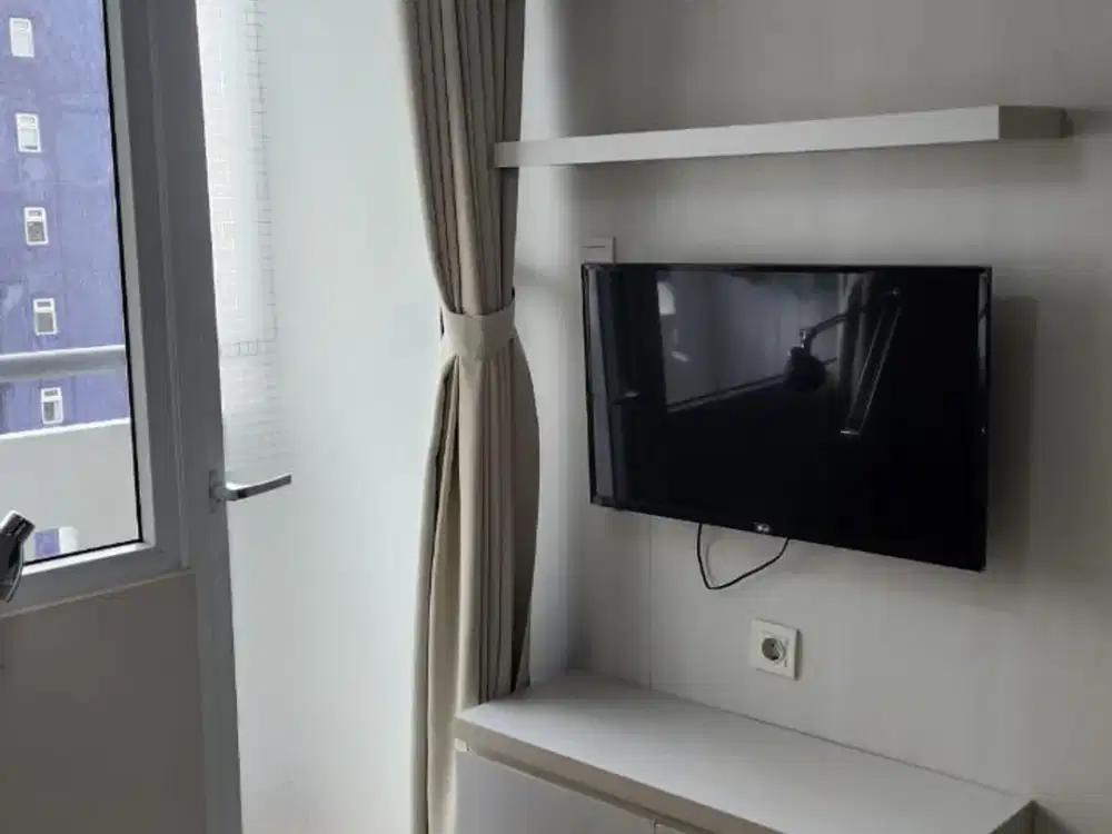 APARTEMEN GREEN PRAMUKA CITY 2 BEDROOM FULL FURNISHED TOWER ATAS MALL PERTAHUN PUSAT KOTA