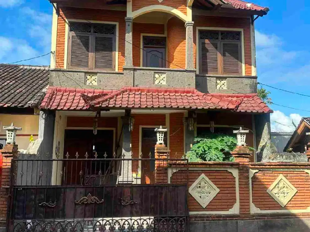 Jual Rumah Second 2lt Jl Tukad Balian Dekat Renon Area strategis untuk hunian Di Denpasar
