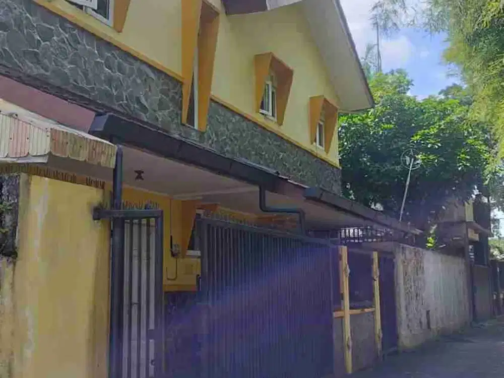 DIJUAL RUMAH SIAP HUNI 2 LANTAI SEMI FURNISHED DI PALAGAN SLEMAN