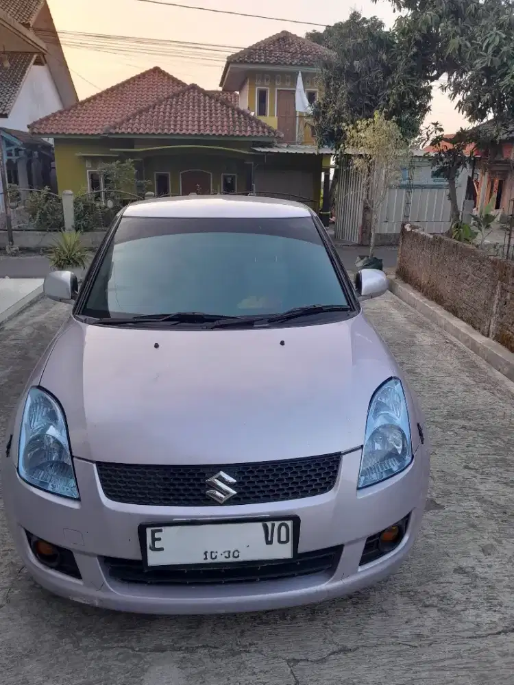 Jual mobil suzuki swift manual