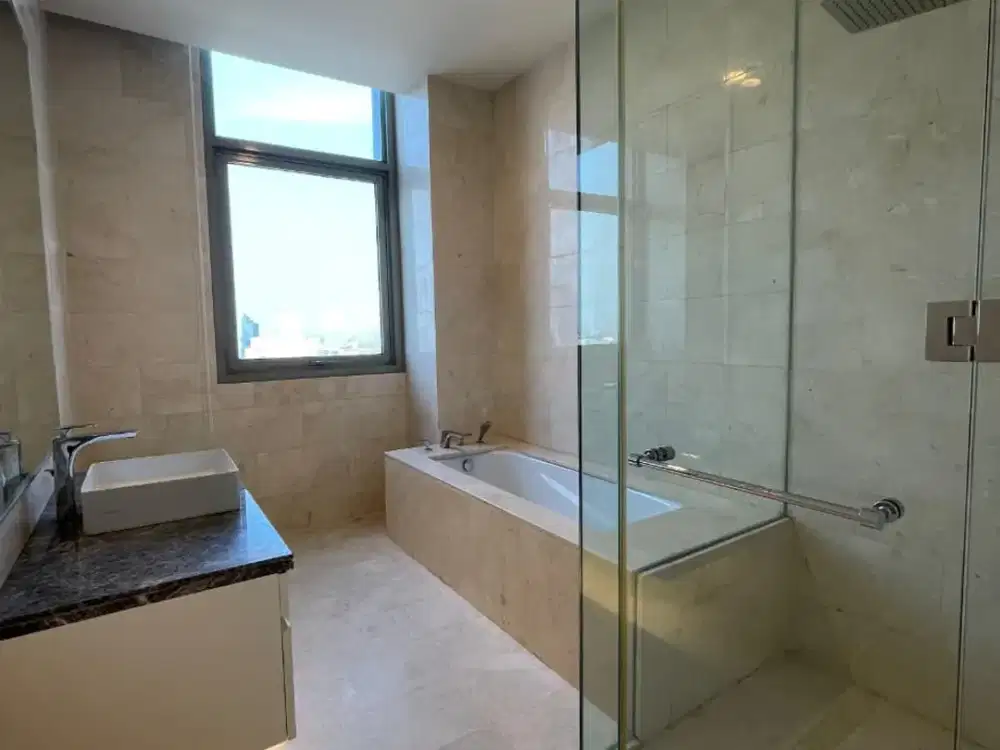 Disewakan apartment stature menteng 2BR 146sqm Jakarta Pusat