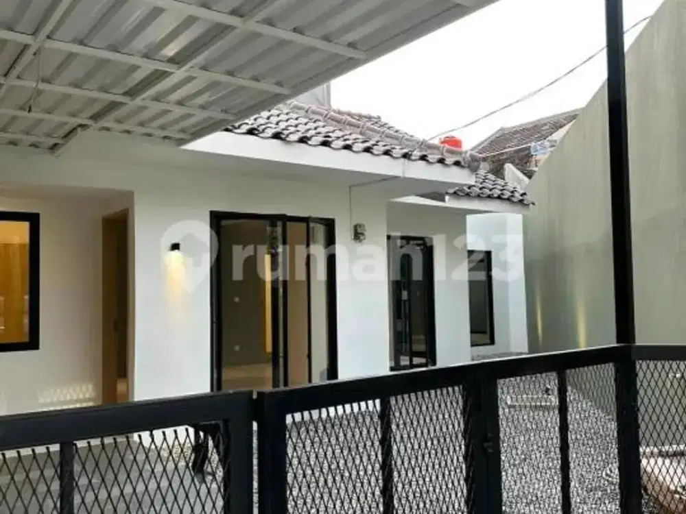 Dijual Rumah 1 Lantai SHM Hadap Barat Laut ( 3+1 KT ) Siap Huni di Nusaloka BSD City