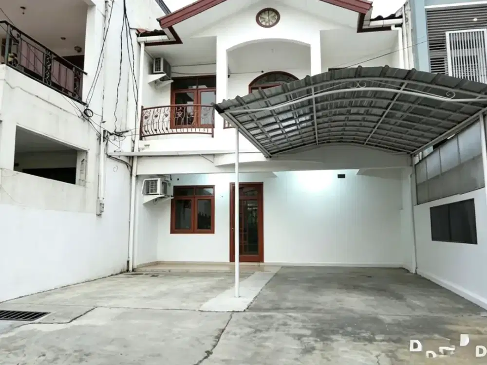 Rumah Pondok indah Jakarta Selatan Kawasan Prestise dekat PIM
