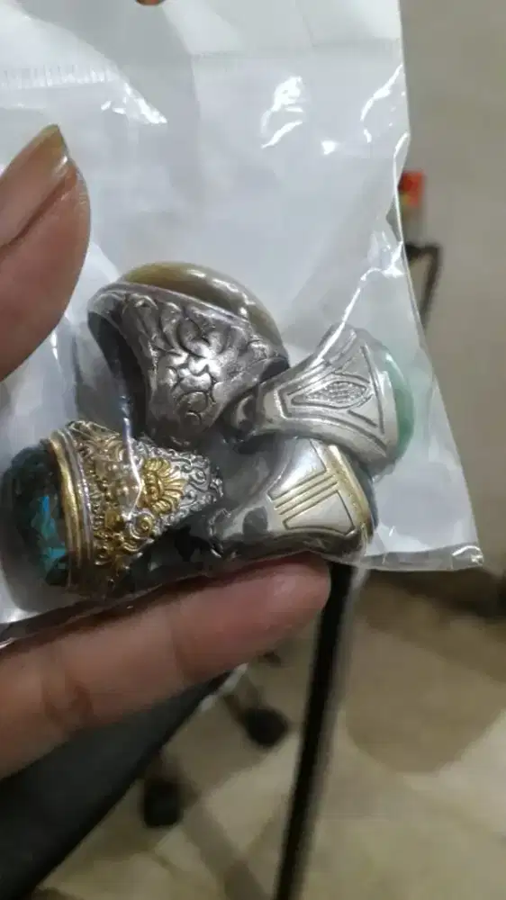 Terima jual beli perak bekas