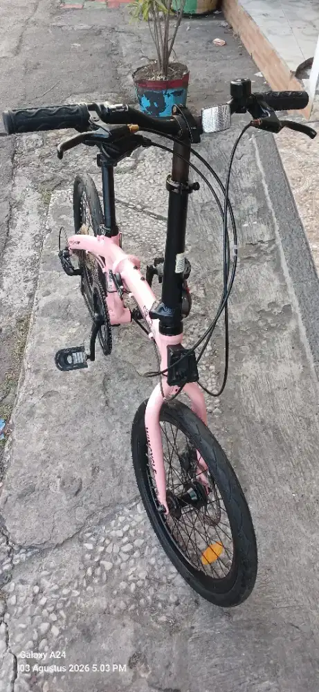 Sepeda lipat WIMCYCLE AEGYO