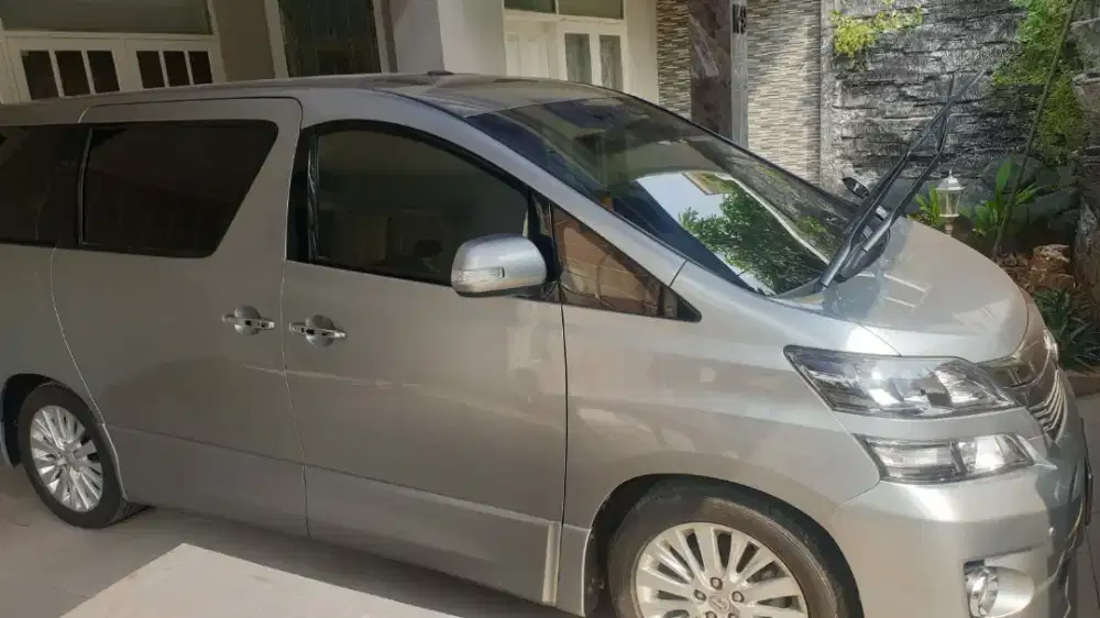 Vellfire BU, silver... warna jarang