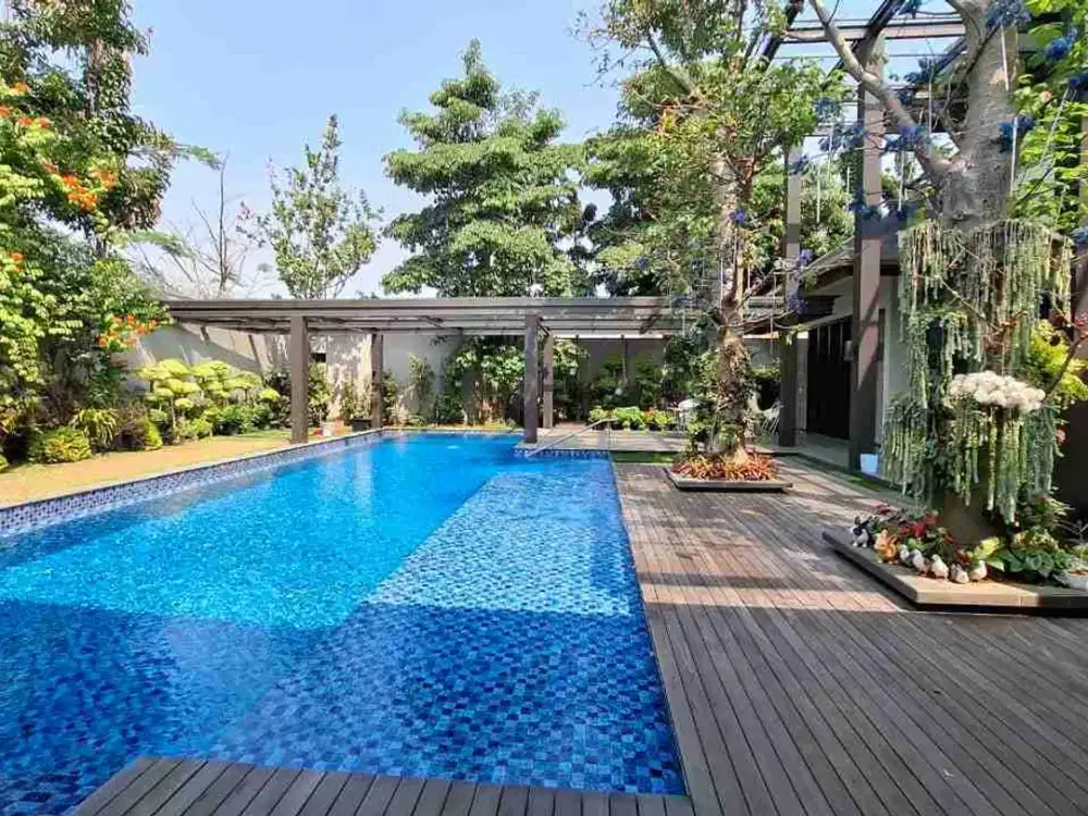 Dijual Rumah besar mewah elite lux hegarmanah bandung