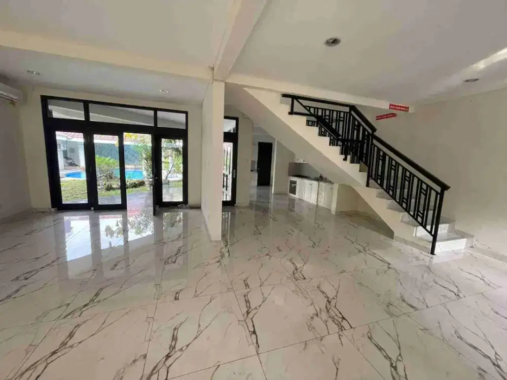 Dijual rumah besar modern kawasan elite menteng