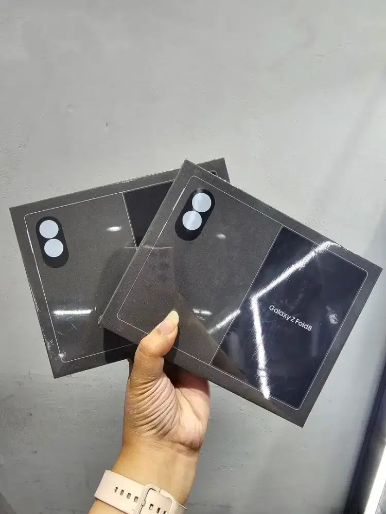 SAMSUNG GALAXY Z FOLD 8 12/512GB BARU GARANSI RESMI SEGEL BOX