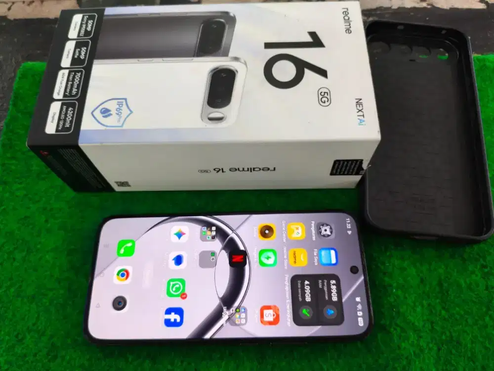 Realme 16 5G ram 12/256 GB mulus no minus lengkap garansi activ