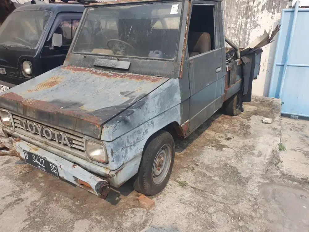 Pickup kijang kotak 89 mesin ok