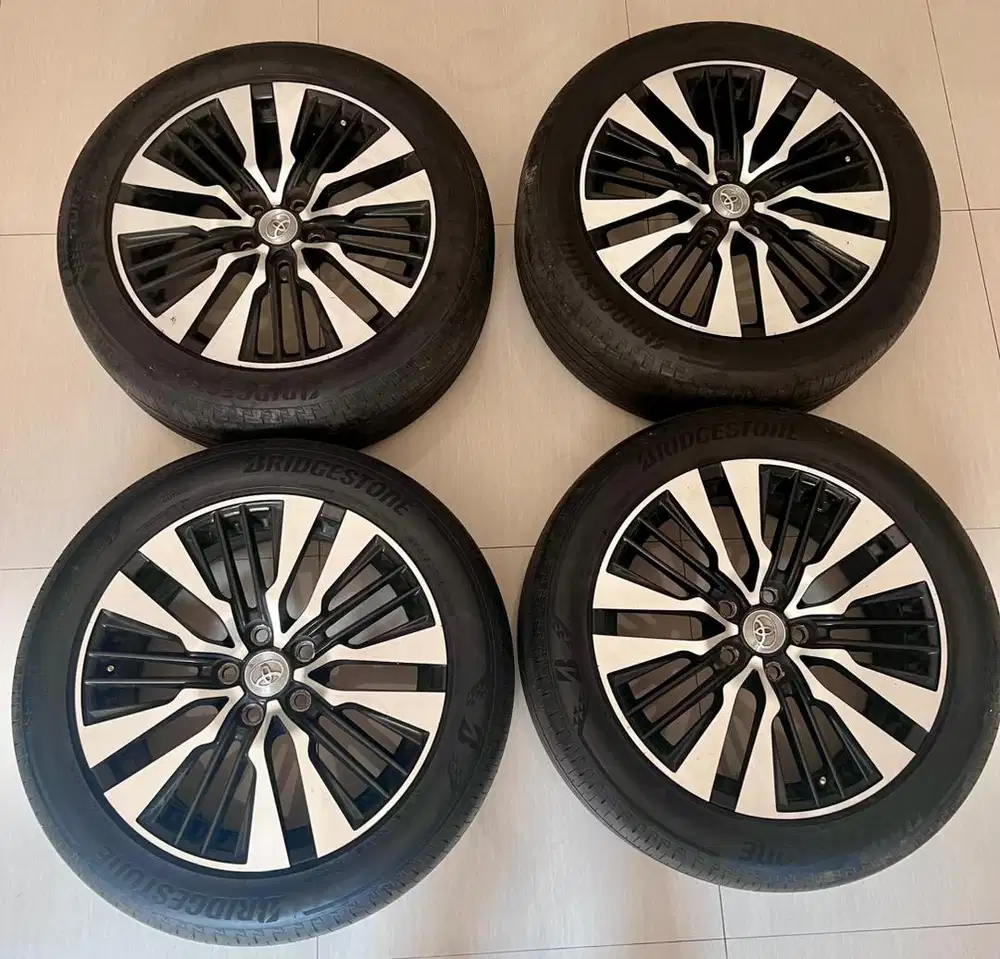 Velg Alphard R18