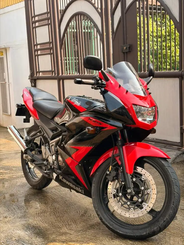Kawasaki Ninja RR
