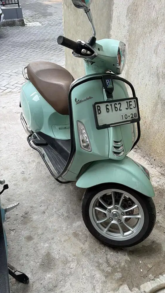 Jual Vespa Primavera 150 ABS iGet th 2023 vin 2022 - Tangerang plat B