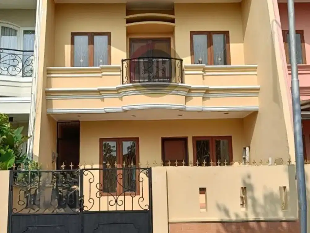 Rumah di Mitra Gading Villa Kelapa Gading Jakarta Utara Harga Nego