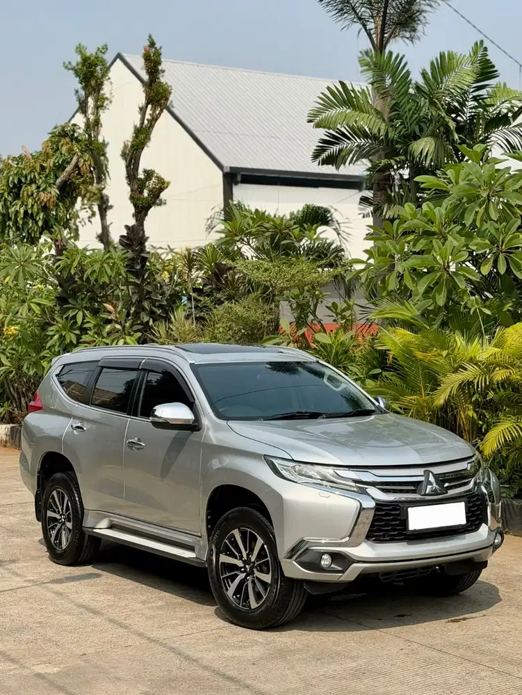 (60rb KM) {Cash} Mitsubishi Pajero Sport Dakar 2.4 A/T Diesel 2016 CBU