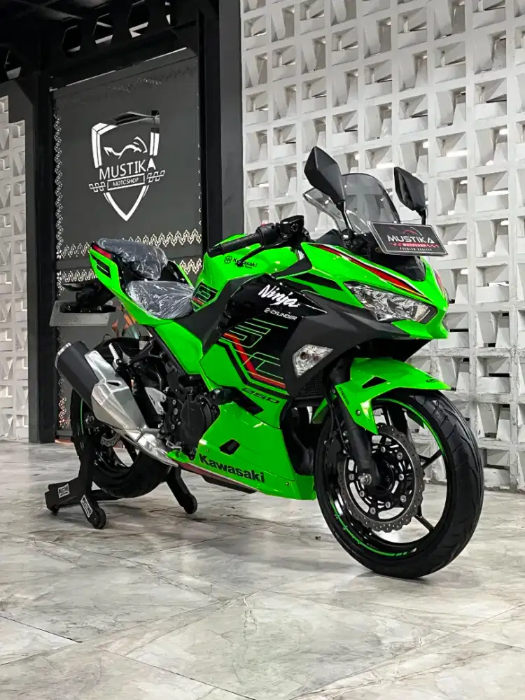 Km 4rb‼️Ninja KRT ABS Keyless 2023. DANNY Mustika Sulfat Malang
