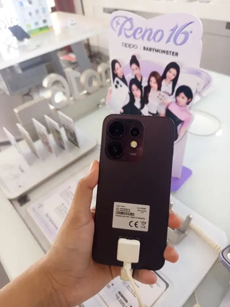 OPPO RENO 16 5G CICILAN DP 0 PROMO BUNGA 0%