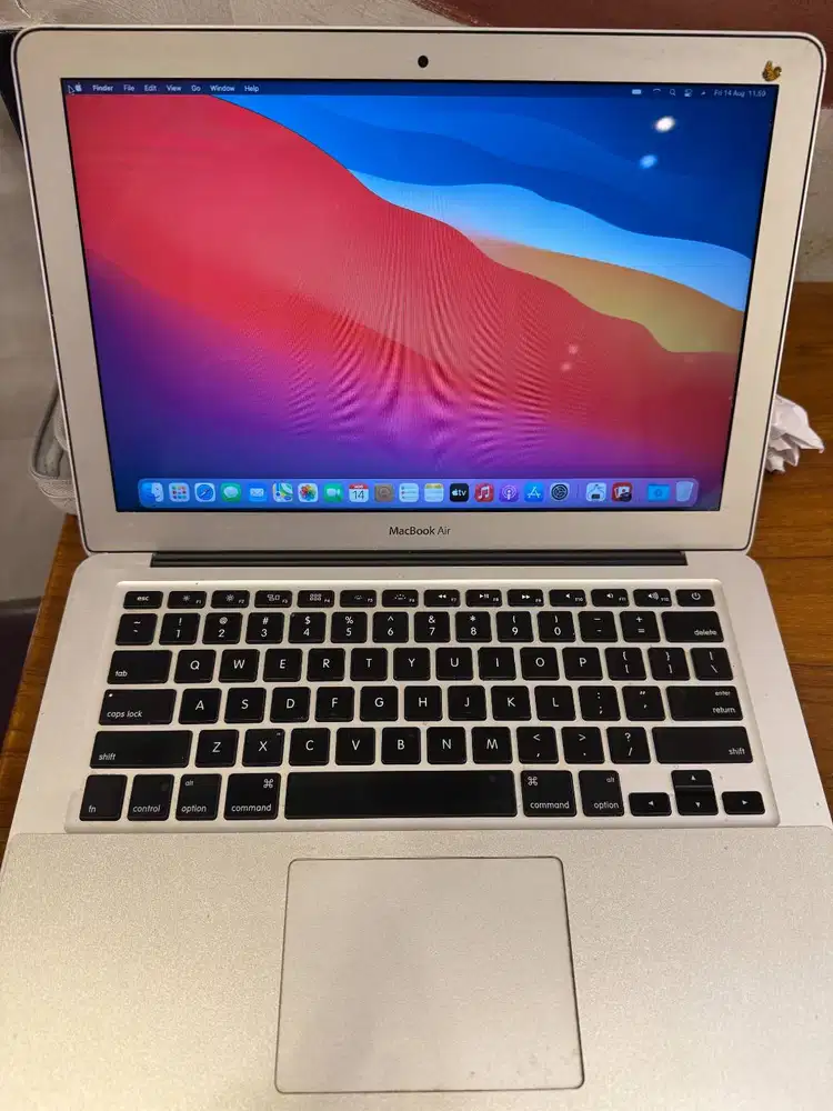 Macbook Air 2013, i7, 8GB, 1jutaan