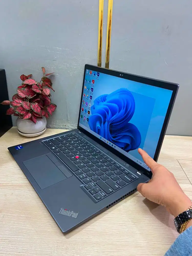 LENOVO T14 G4 i7 GEN13 16/512 LAYAR 14 INCH TOUCHSCREEN *ET
