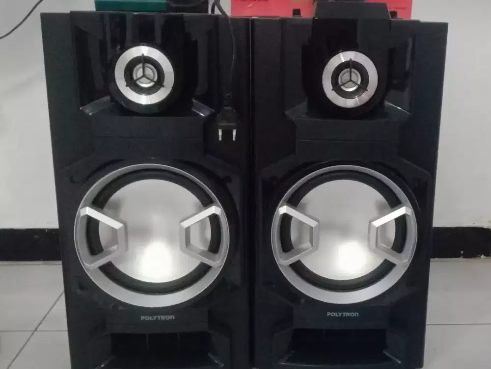 Speaker aktif Polytron Type Pas 8E 12 + Mic Advance