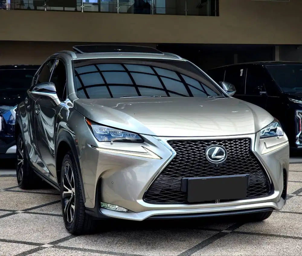LEXUS NX 200 T F SPORT TURBO SUNROOF 2017 SONIC TITANIUM / NX200 T