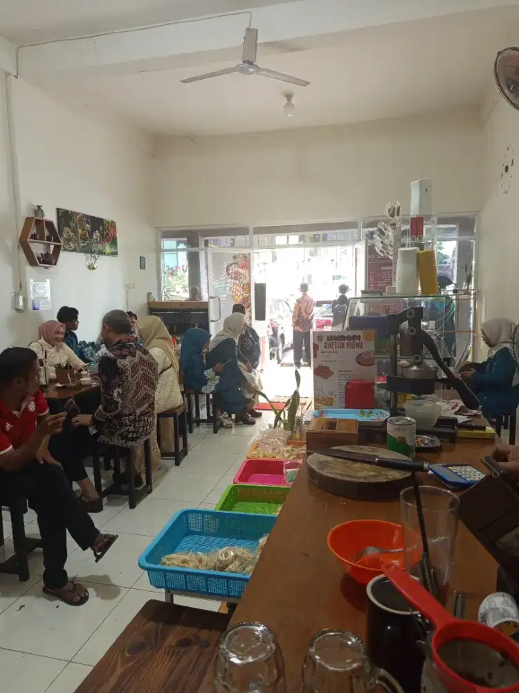 Dijual semua brg2 perlengkapan resto