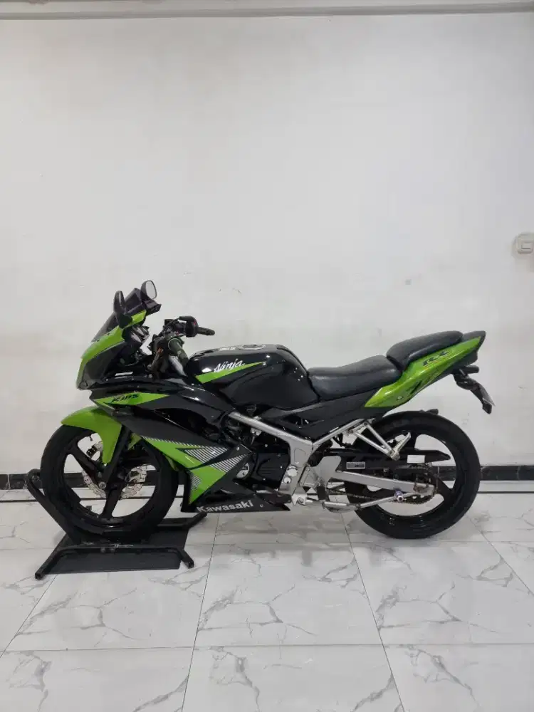 Kawasaki Ninja RR 150 Superkips 2014 bln 8 Restorasi like new