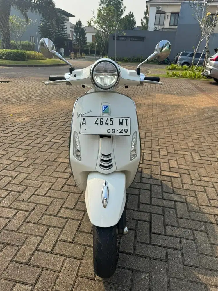 Vespa Primavera i-Get 2019 White