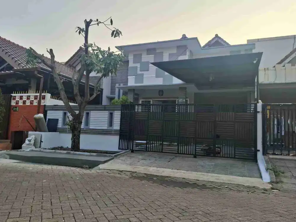 Dijual atau Disewa Cepat Rumah Rapi Siap Huni 2 Lantai di Banjar Wijaya
