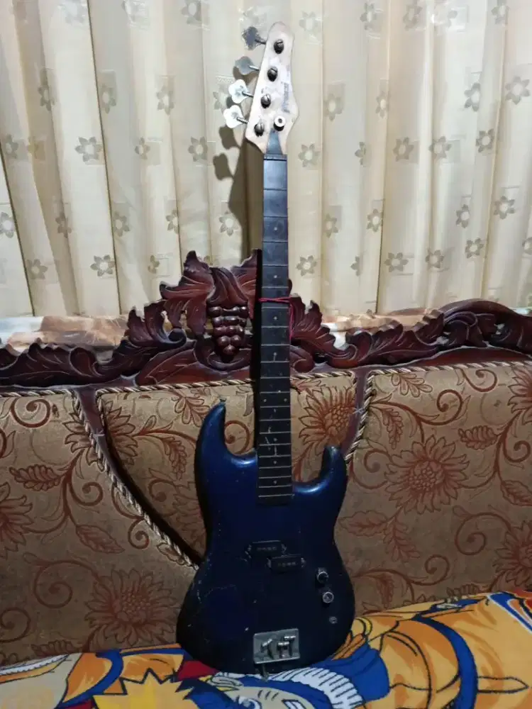 Bass Prince bekas