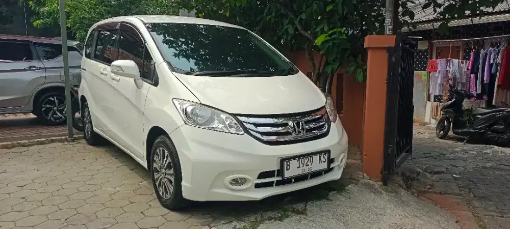 Honda Freed PSD km77rb