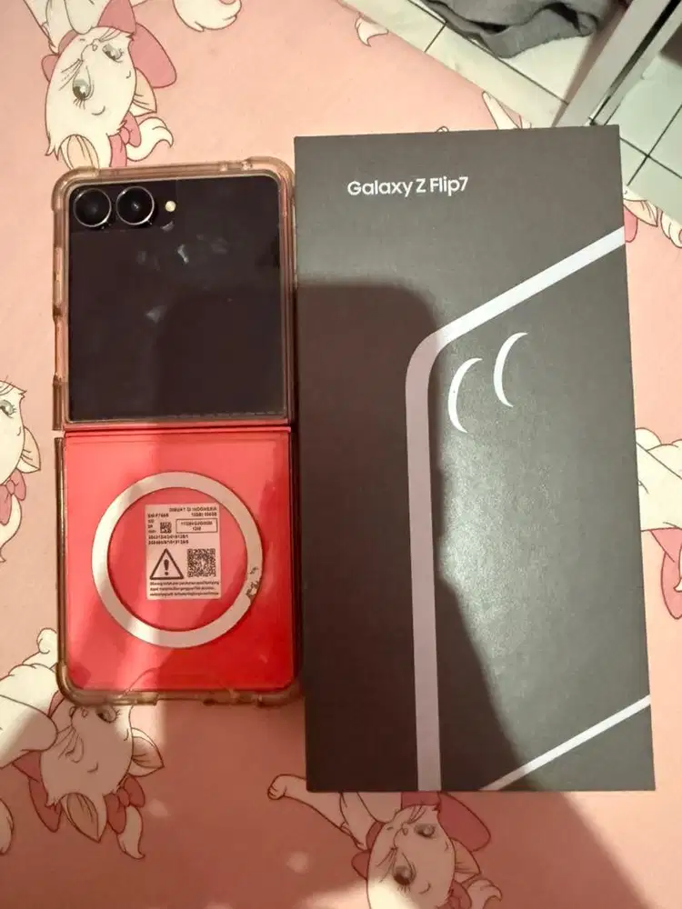 Samsung Z Flip 7 12/256