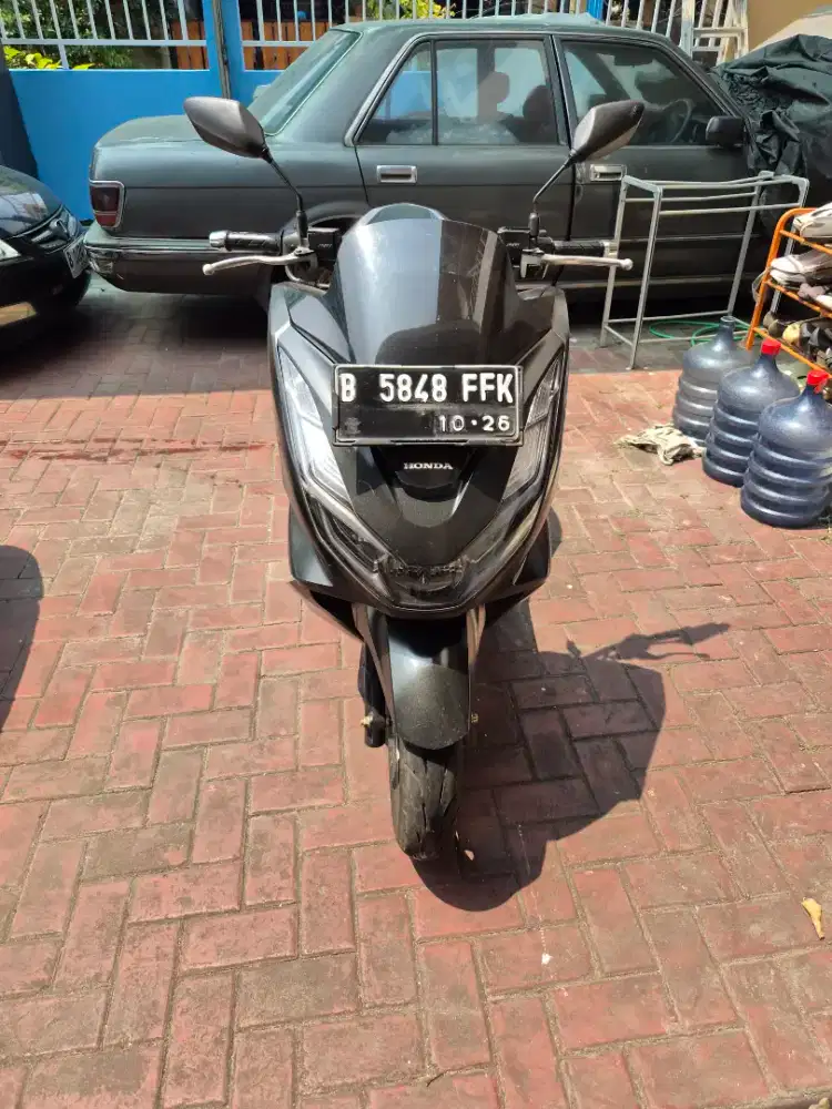 Honda PCX 160 kondisi mantap