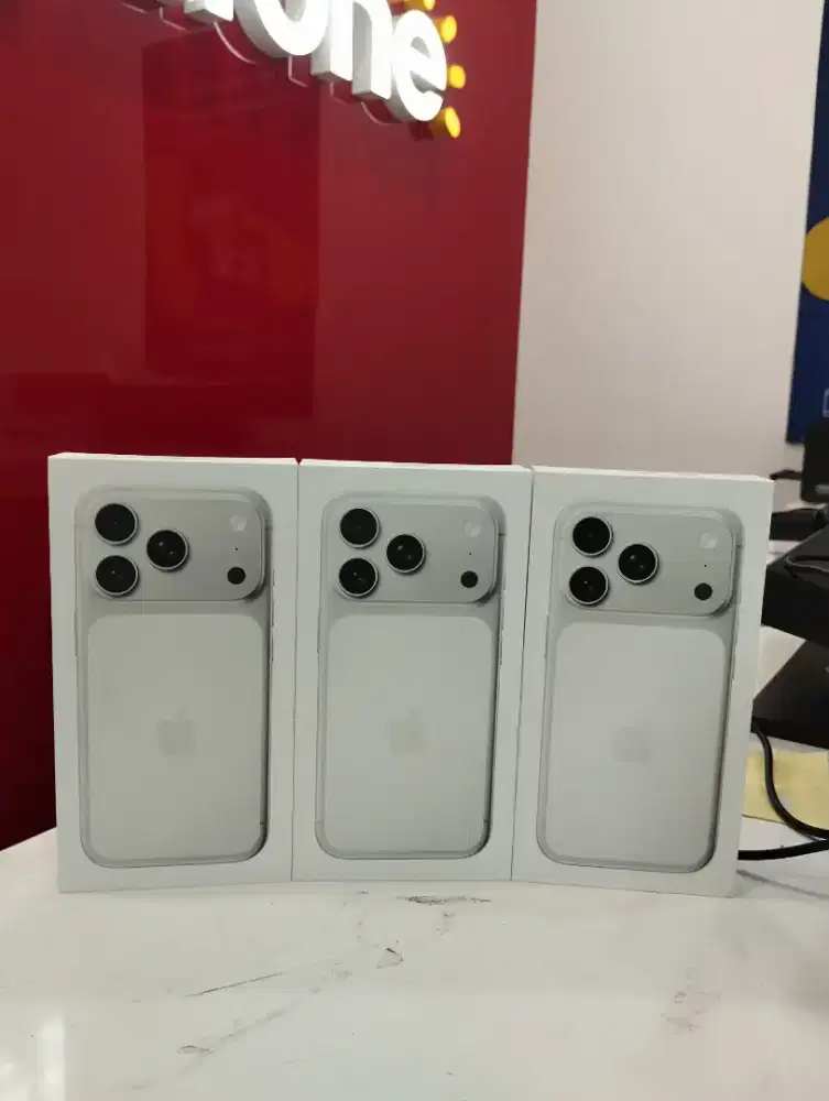 iPhone 17 promax 256 Silver