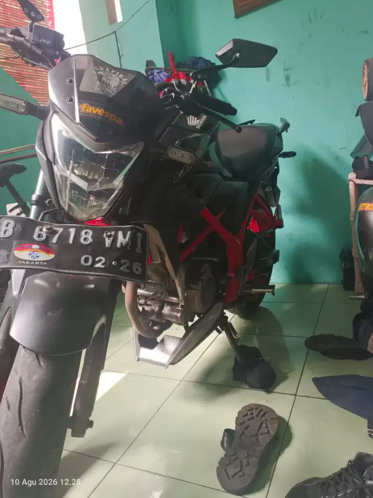 Jual cepat motor CB160R TH2016