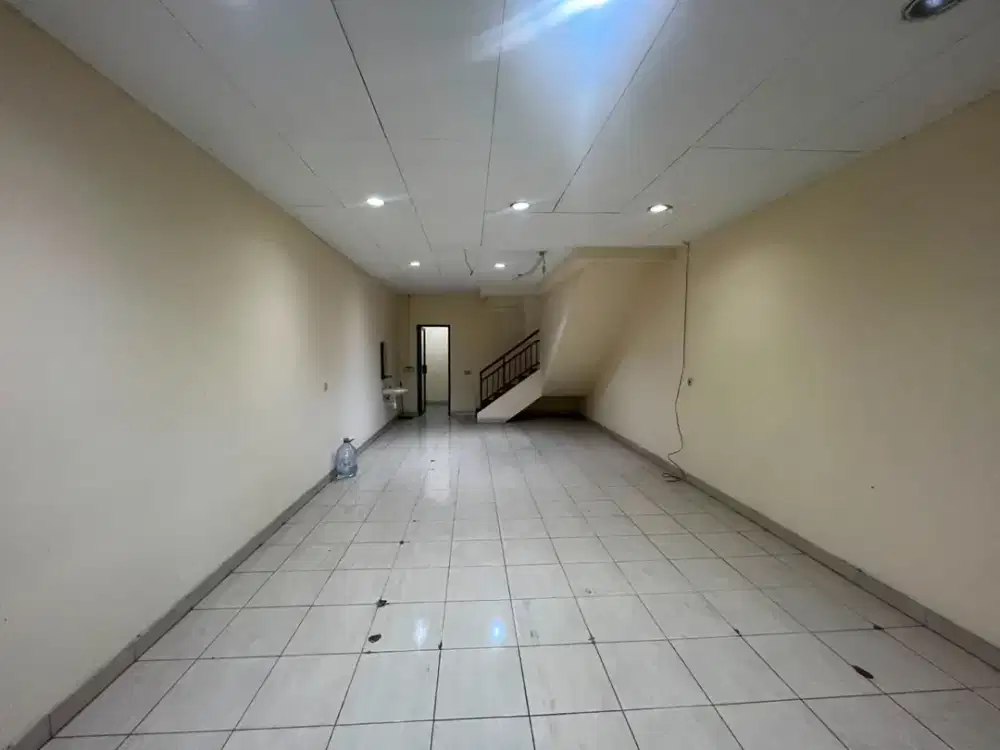 Ruko Murah 2,5 lantai Di Hibrida Raya, Kelapa Gading