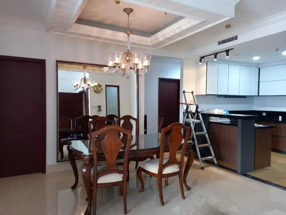 Disewakan apartment scbd 3BR 170sqm furnished Jakarta Selatan