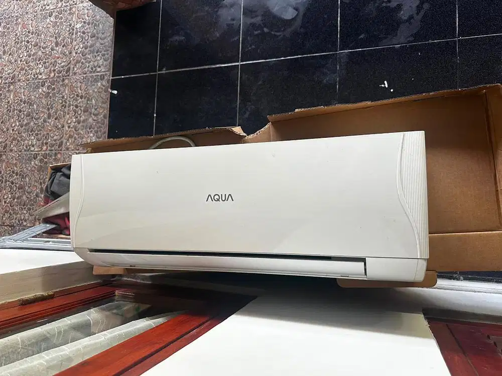 DIJUAL AC AQUA 1/2PK