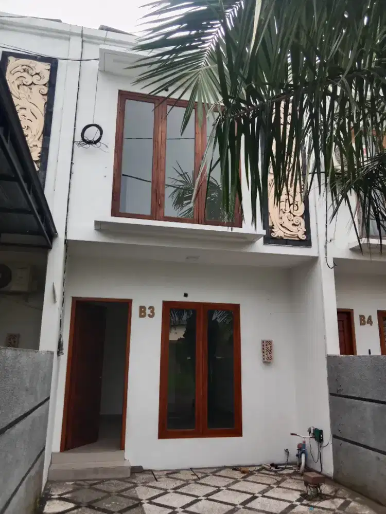 Disewakan SISA 1 UNIT! Rumah Aman 2 Lantai di Taman Pancing Timur