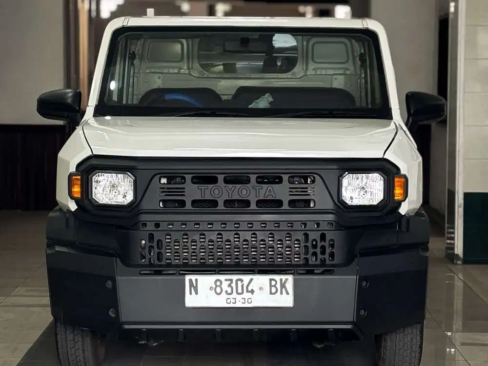 Toyota HILUX Pick up 2024 pmk 2025